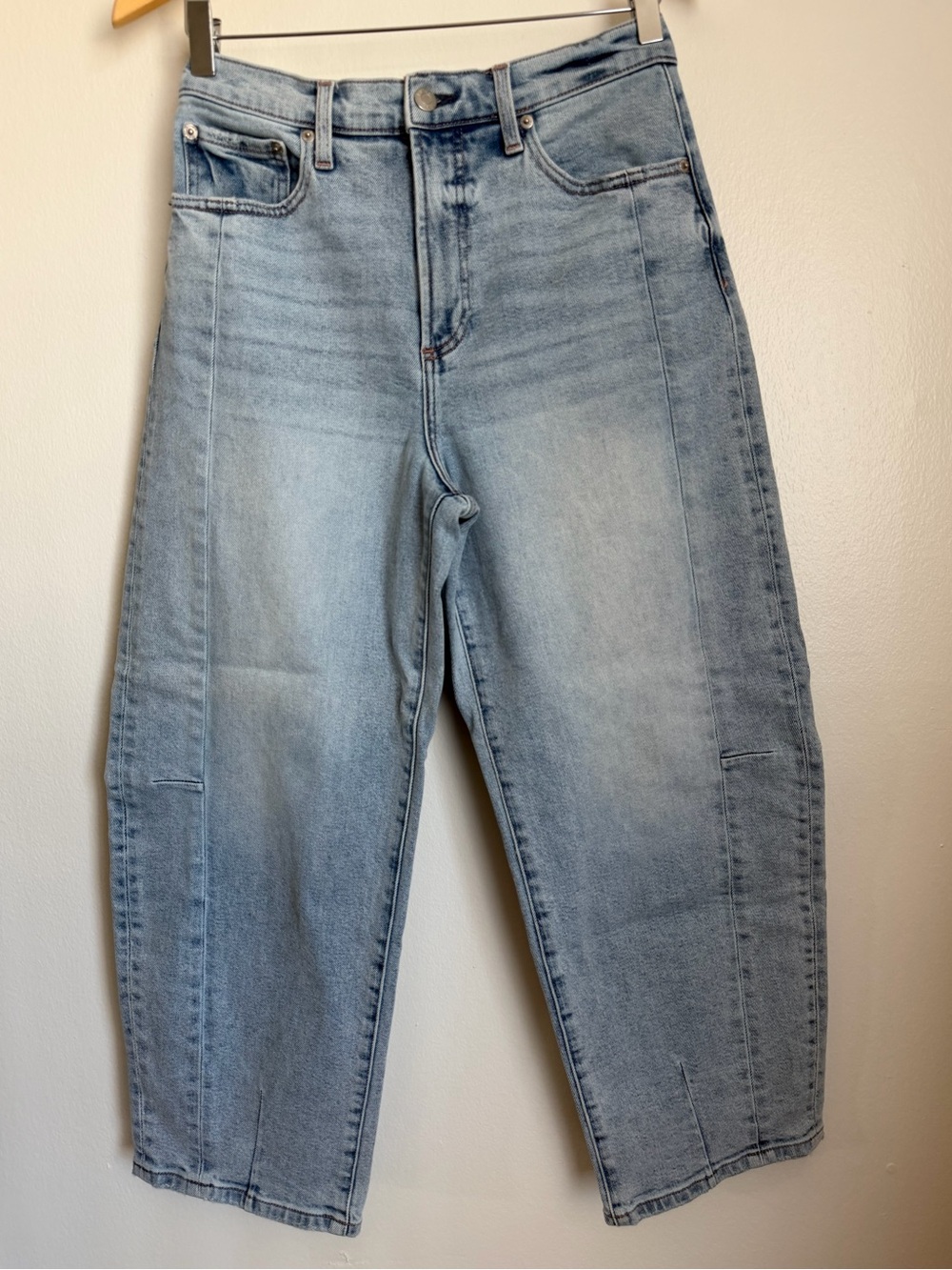 Pistola Eli High Arched Leg Barrel Wide Light Wash Women Size 27 - Picture 2 of 8